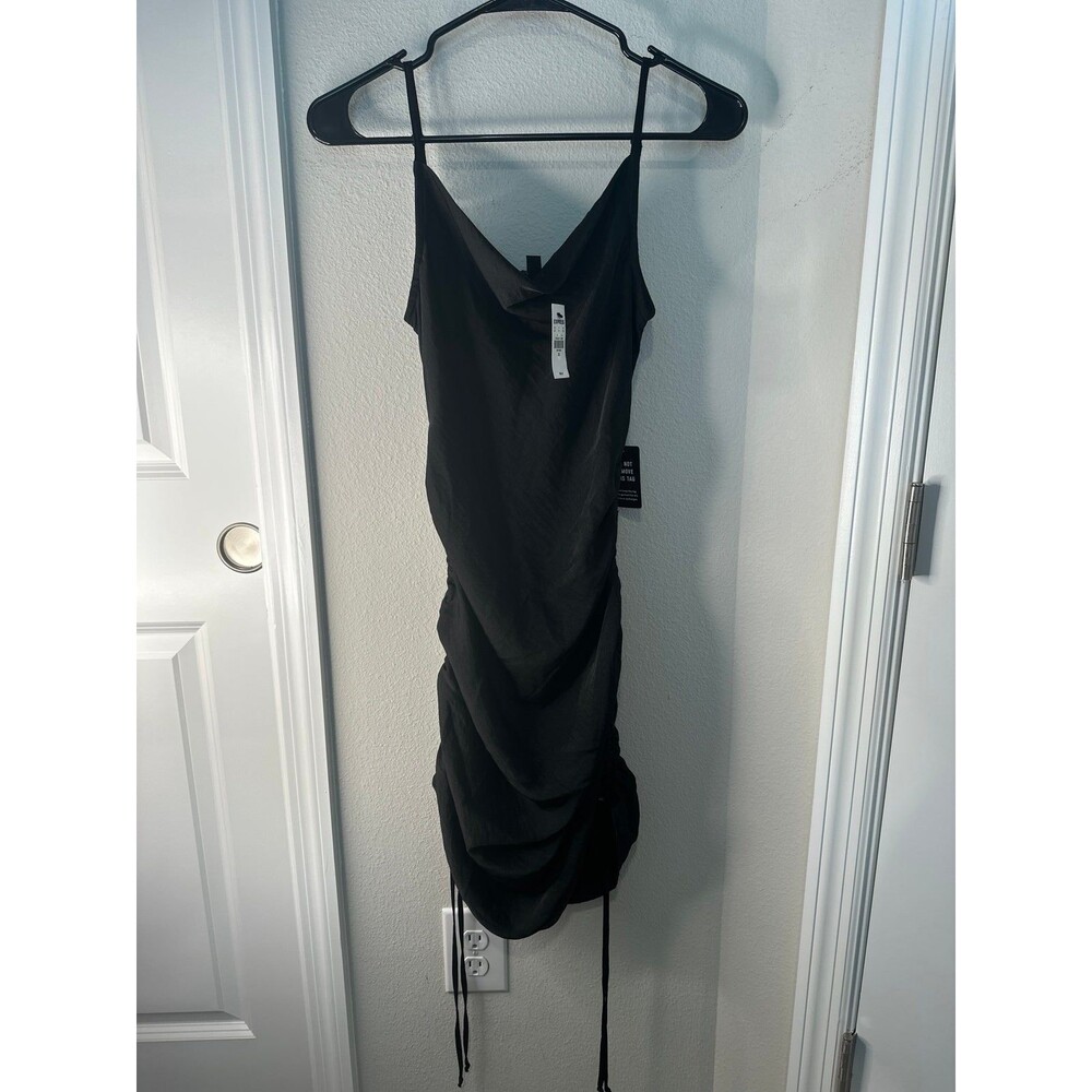 Express Dress - Picture 2 of 3